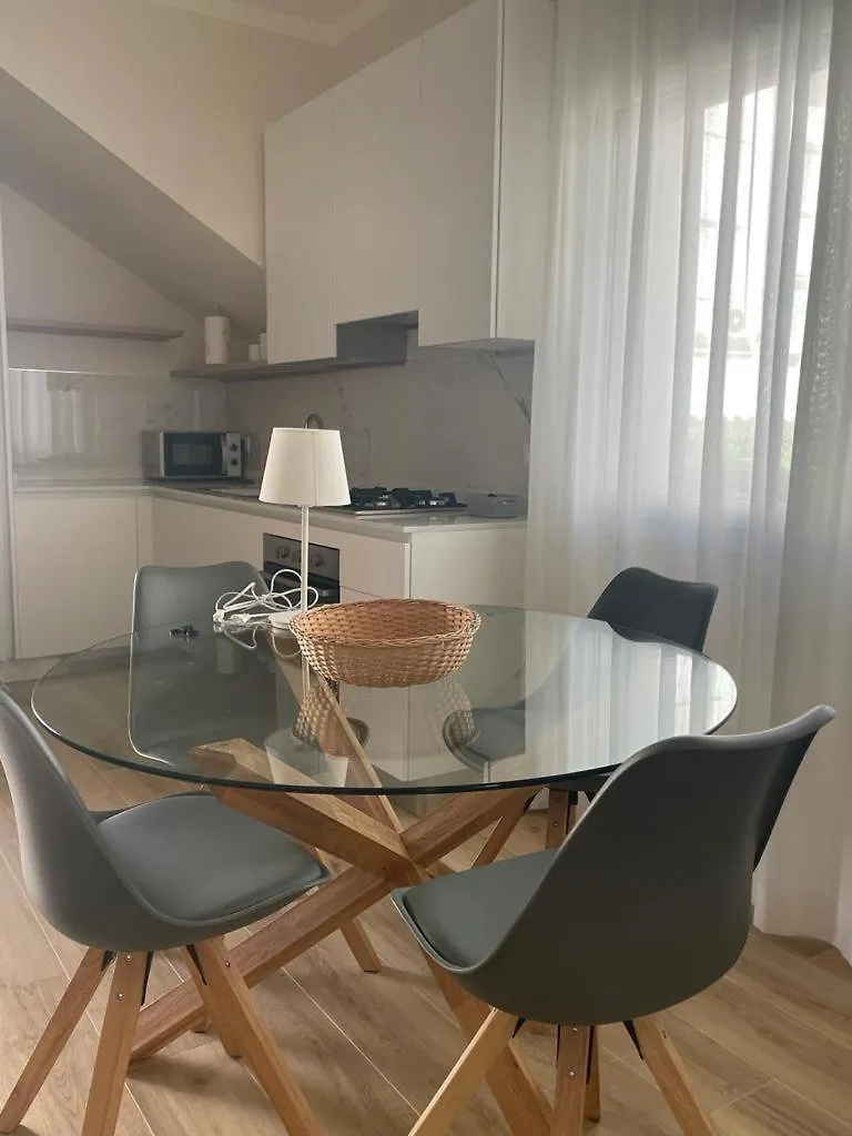 ليدو دي يسولو Villa Luma - Walterigato Apartments Solo Per Famiglie 0*, ليدو دي يسولو